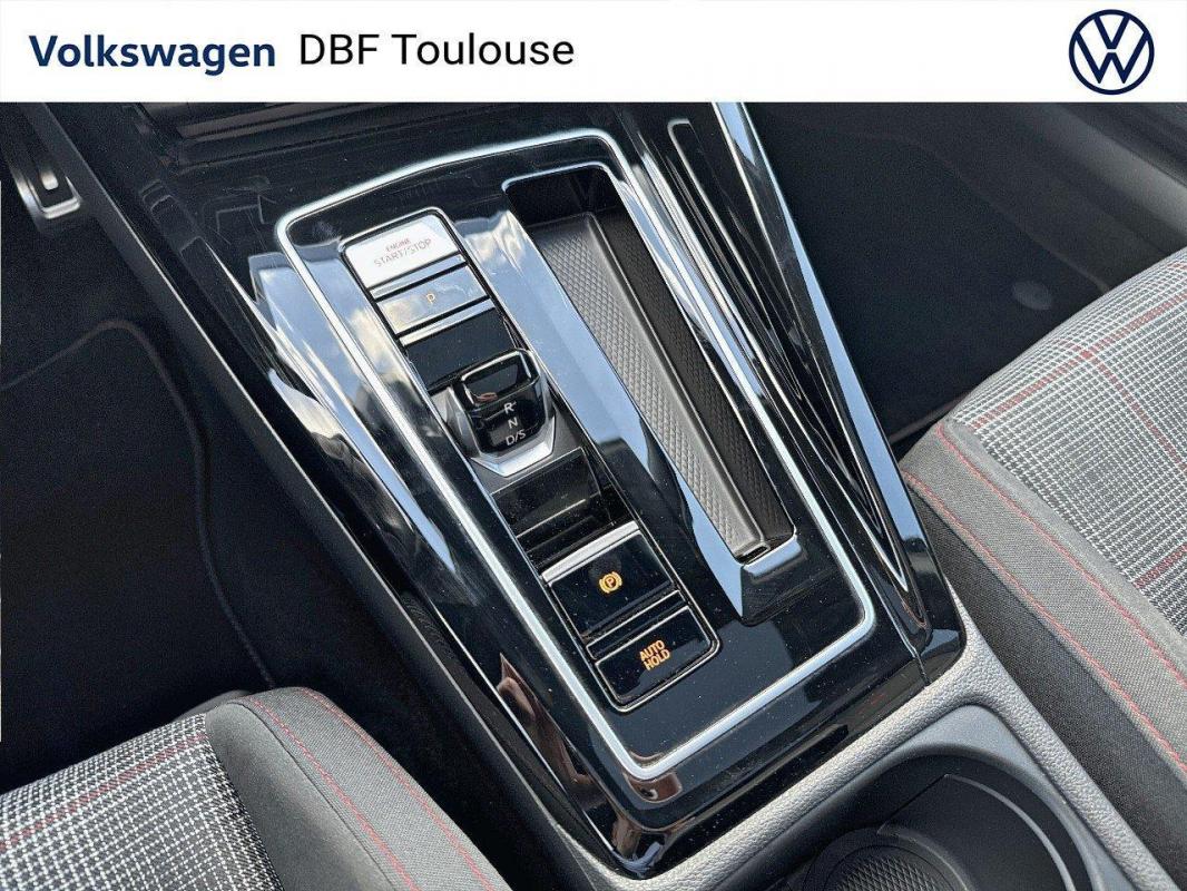 Volkswagen Golf - 2.0 TSI 245 DSG7 GTI